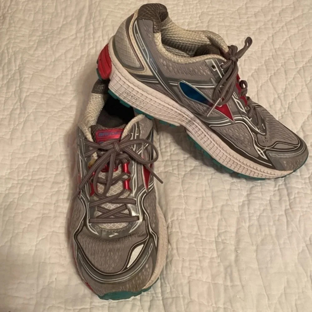 Brooks‎ Ghost Sneakers